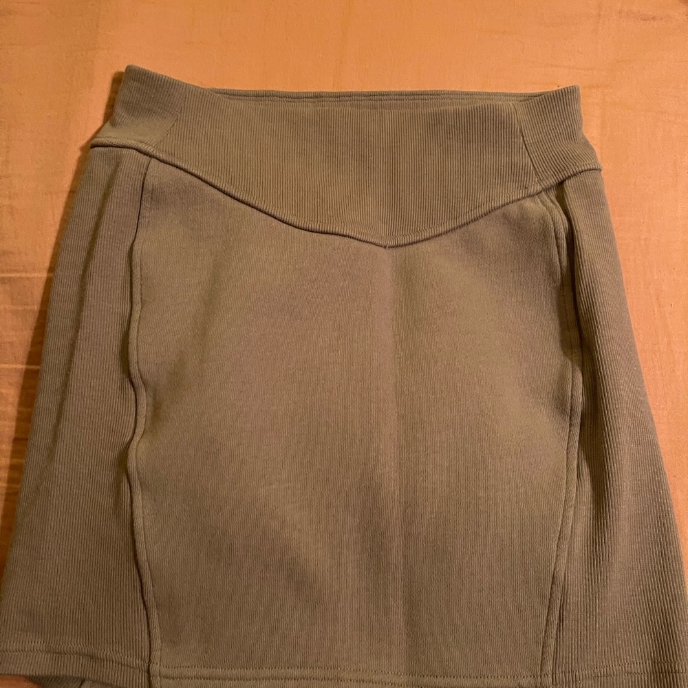 Lululemon Athletica XS Scuba skirt EUC